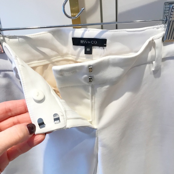 Winter White dress pant with silver pocket trim - Picture 5 of 8